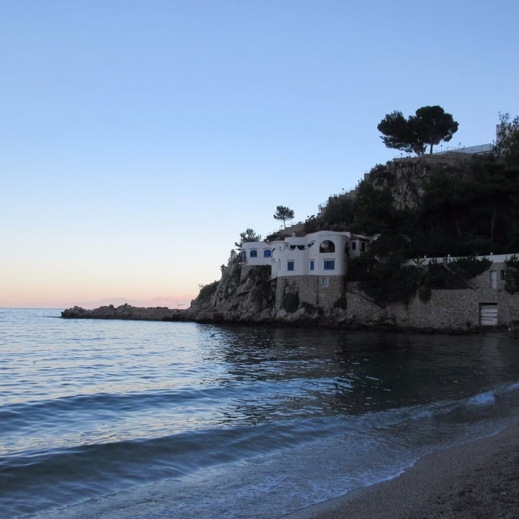 Kafara Beach & Cento Gradini